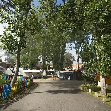 Отель Camping Cachadelos Санхенхо Экстерьер фото